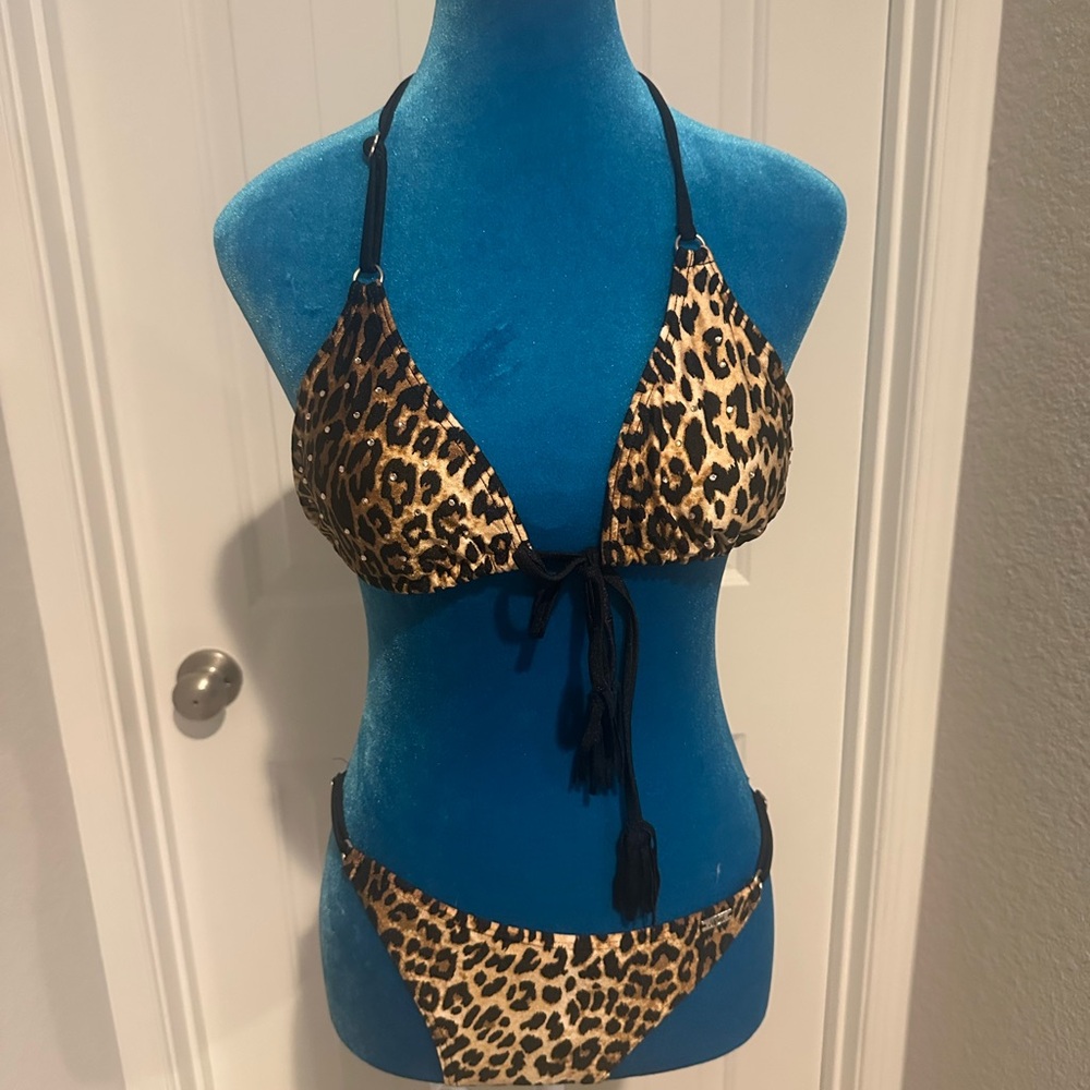 Heat Leopard Print Bikini Set – Medium/Large – Padded Top W/ Rhinestone Detail